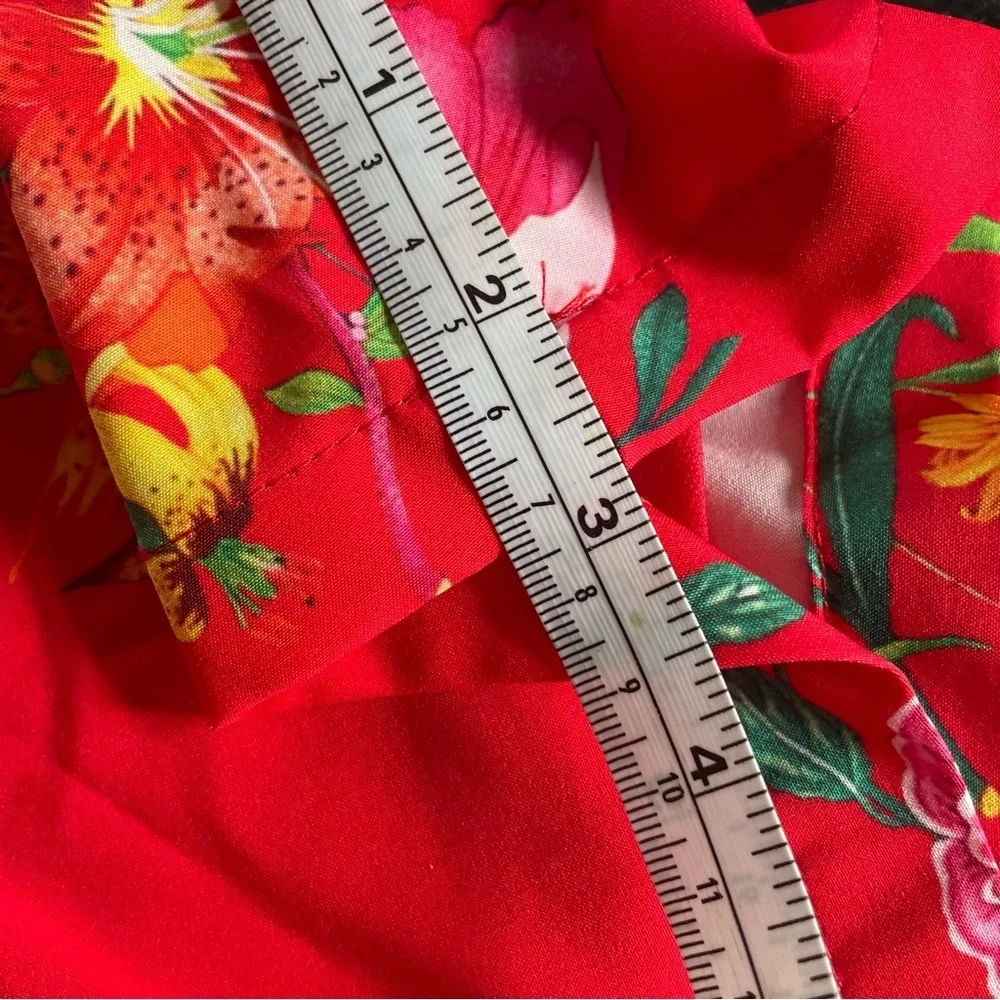 Chicways red floral cold shoulder Romper with adjustable straps size Medium - Picture 11 of 13